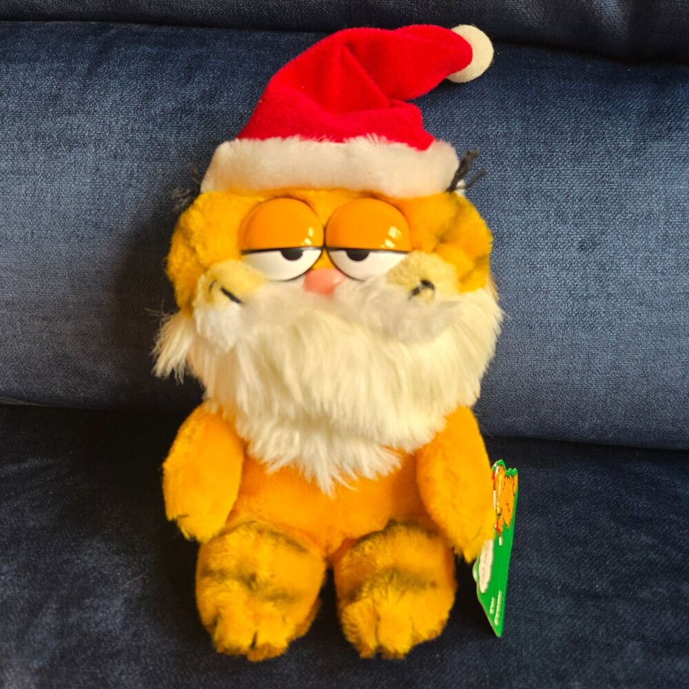 NWT Vtg 80's Dakin Garfield Claus 7" Plush